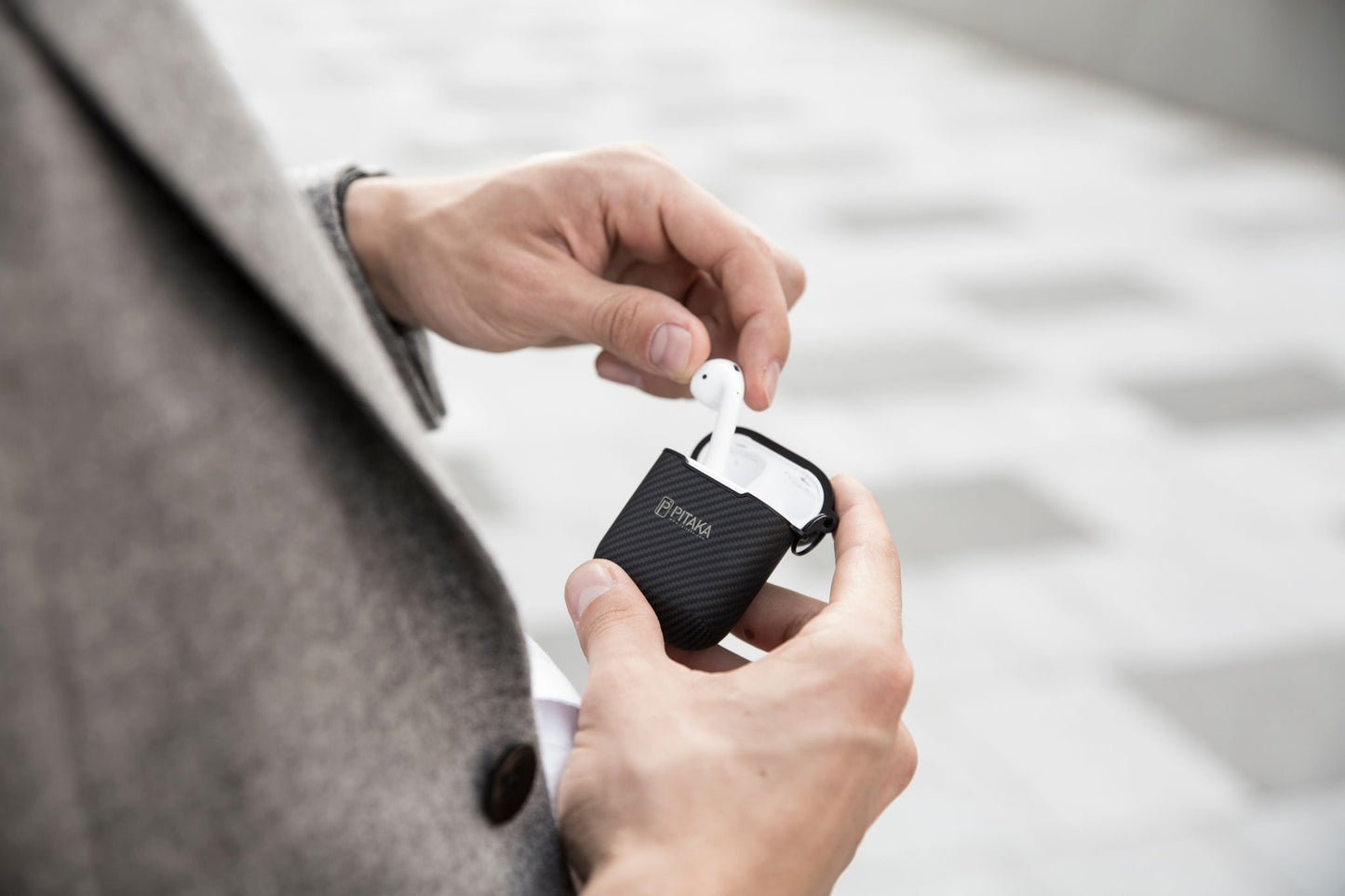 Futrola Pitaka Air Pal za Apple AirPods Gen 2 / Gen 1, Crna APM1001